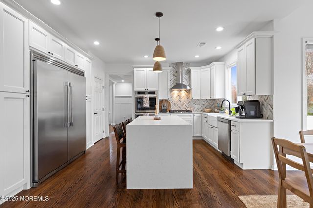 5 Willow Court, Stafford, NJ 08050