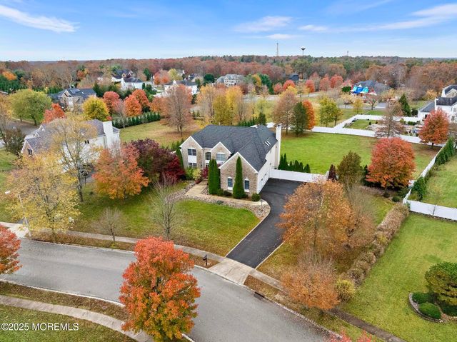 5 Willow Court, Stafford, NJ 08050