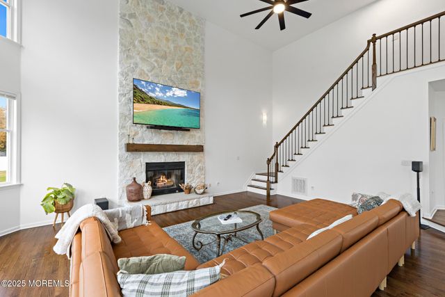 5 Willow Court, Stafford, NJ 08050