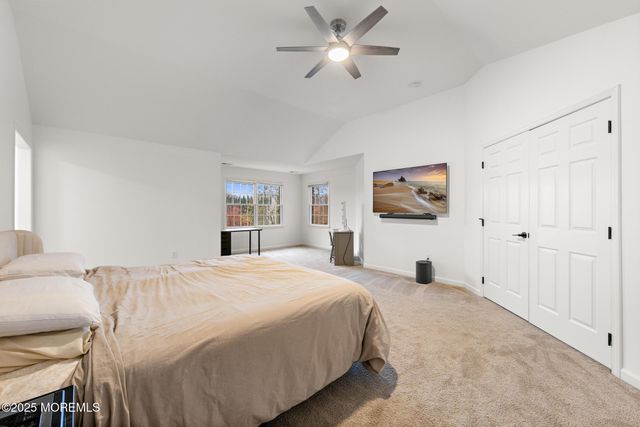 5 Willow Court, Stafford, NJ 08050