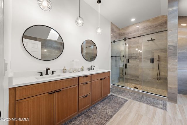 5 Willow Court, Stafford, NJ 08050