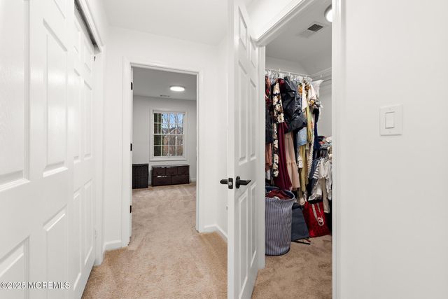 5 Willow Court, Stafford, NJ 08050