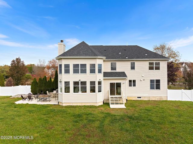5 Willow Court, Stafford, NJ 08050