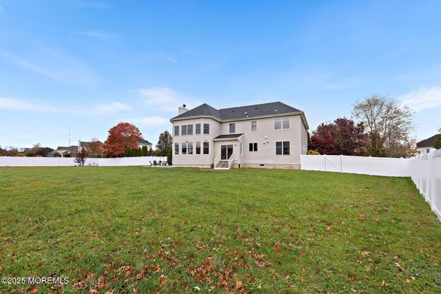 5 Willow Court, Stafford, NJ 08050