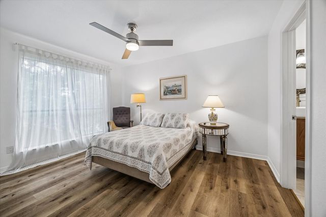 701 Bering Drive 1501, Houston, TX 77057