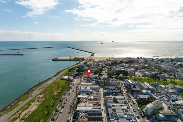 1713 Electric Avenue, Seal Beach, CA 90740