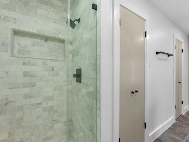 8511 De Moss Drive, Houston, TX 77036