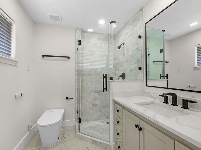 8511 De Moss Drive, Houston, TX 77036