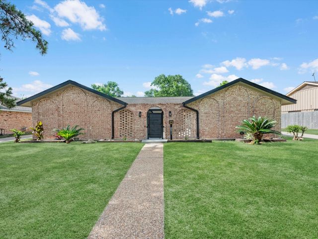8511 De Moss Drive, Houston, TX 77036