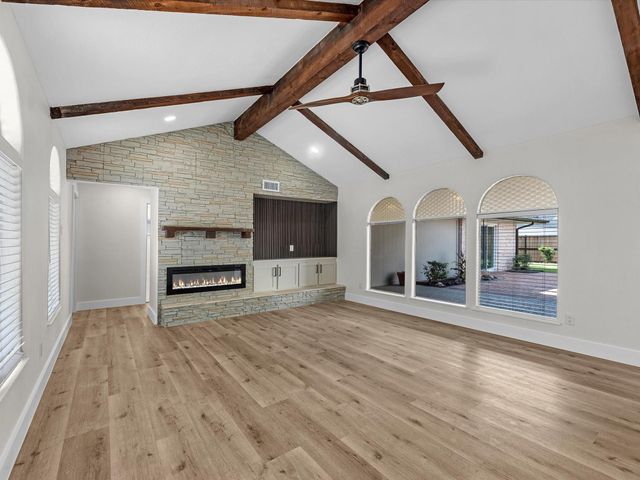 8511 De Moss Drive, Houston, TX 77036