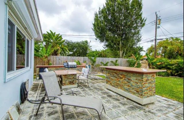 1905 N 45th Avenue, Hollywood, FL 33021