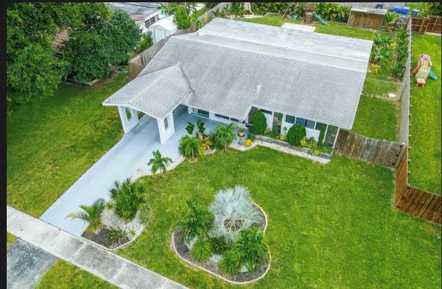 1905 N 45th Avenue, Hollywood, FL 33021