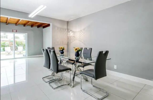 1905 N 45th Avenue, Hollywood, FL 33021