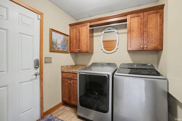 59589 Walton Drive, Elkhart, IN 46517