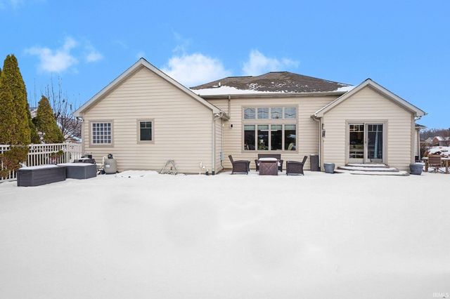 59589 Walton Drive, Elkhart, IN 46517