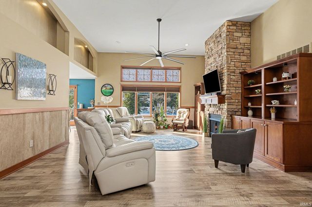 59589 Walton Drive, Elkhart, IN 46517