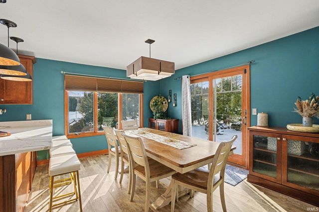 59589 Walton Drive, Elkhart, IN 46517