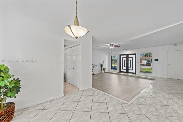 7070 NW 21st St 0, Sunrise, FL 33313