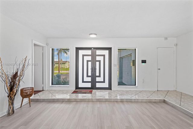 7070 NW 21st St 0, Sunrise, FL 33313