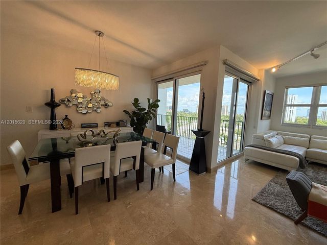 19900 E Country Club Dr 804, Aventura, FL 33180