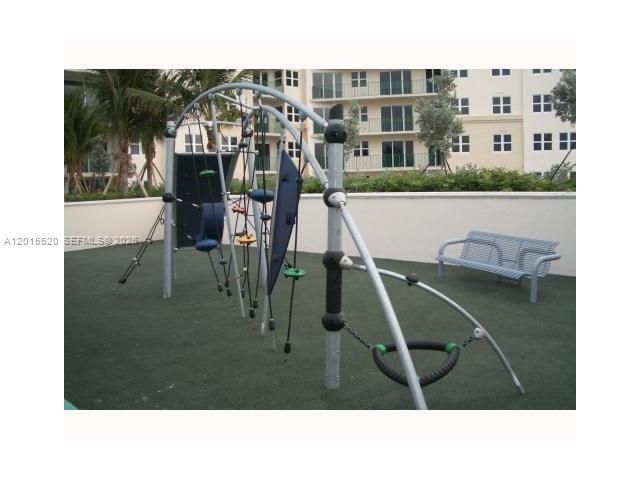 19900 E Country Club Dr 804, Aventura, FL 33180