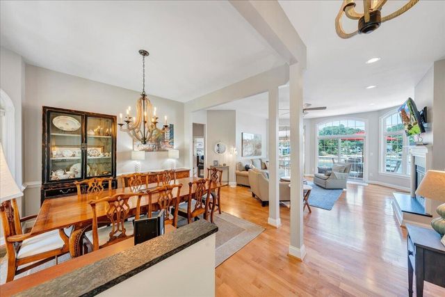 625 Winding Waters DR, Moneta, VA 24121