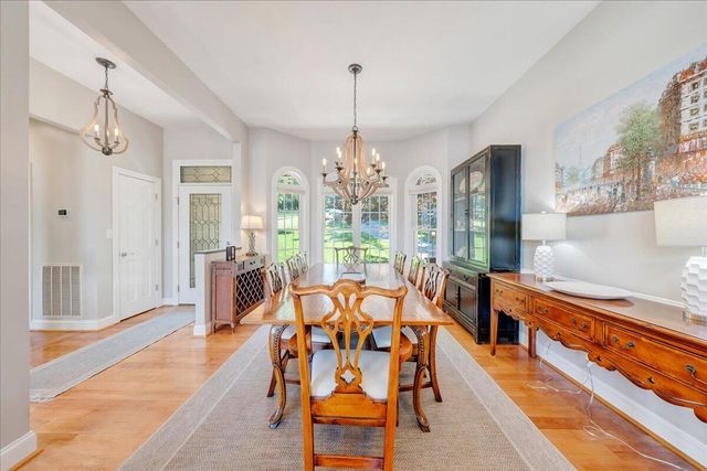 625 Winding Waters DR, Moneta, VA 24121