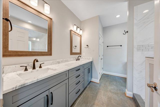 625 Winding Waters DR, Moneta, VA 24121