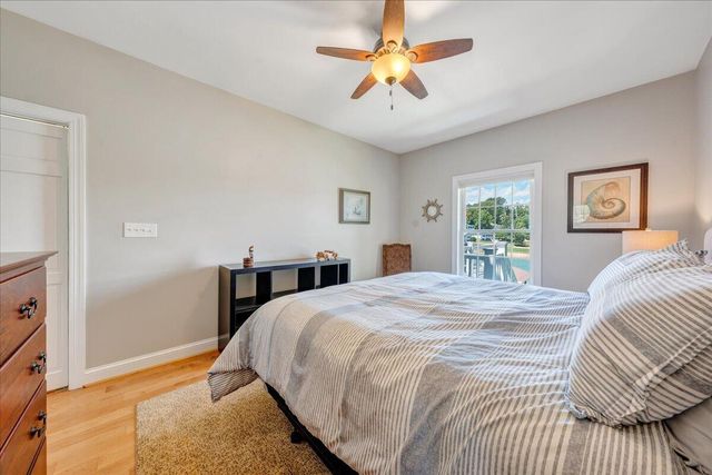 625 Winding Waters DR, Moneta, VA 24121