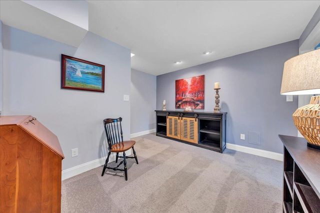 625 Winding Waters DR, Moneta, VA 24121