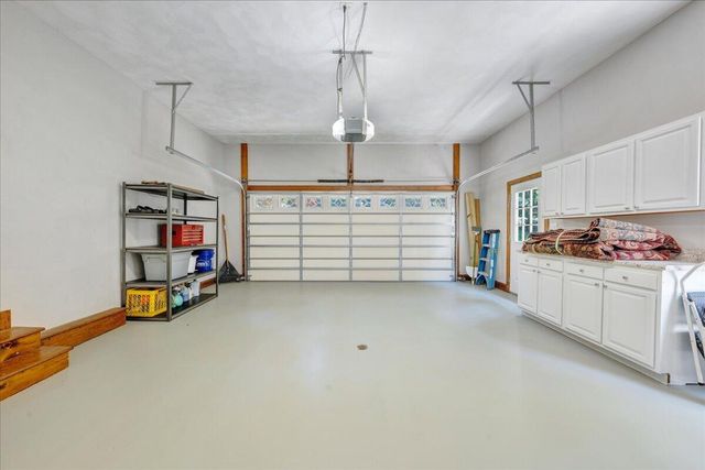 625 Winding Waters DR, Moneta, VA 24121