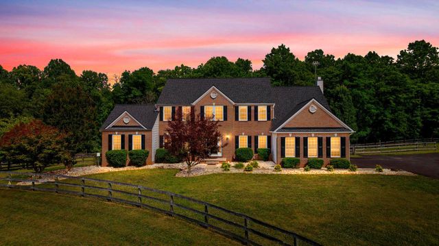38689 CASSIA LN, Lovettsville, VA 20180