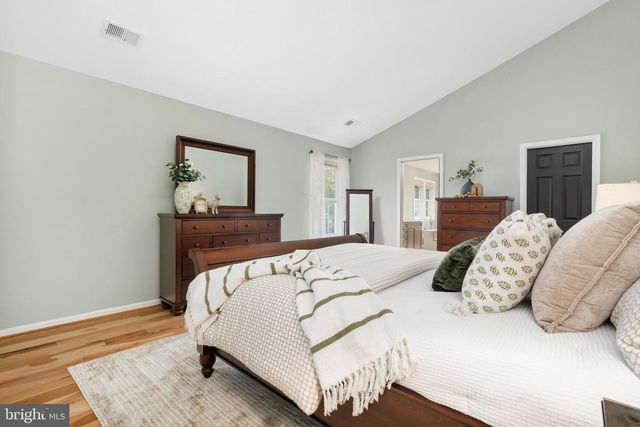 38689 CASSIA LN, Lovettsville, VA 20180