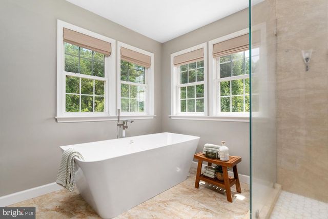38689 CASSIA LN, Lovettsville, VA 20180