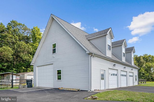 38689 CASSIA LN, Lovettsville, VA 20180