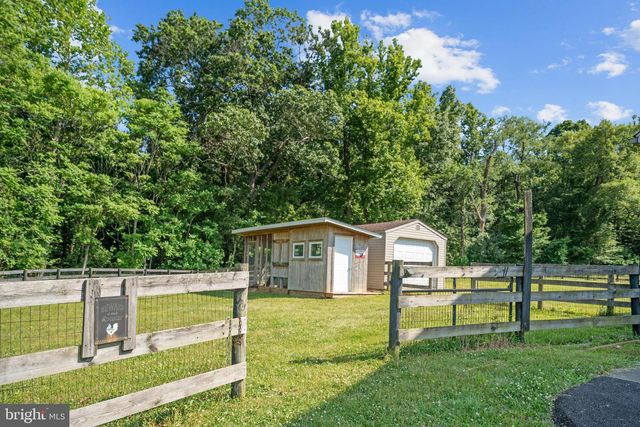 38689 CASSIA LN, Lovettsville, VA 20180