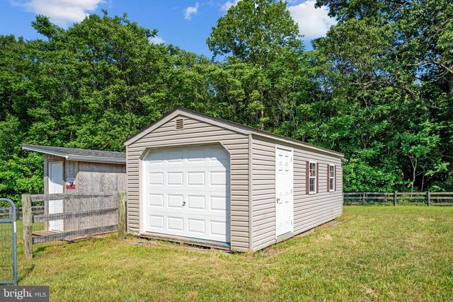 38689 CASSIA LN, Lovettsville, VA 20180