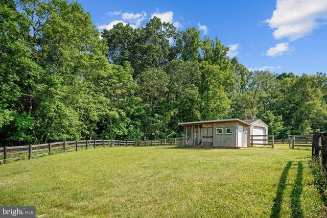 38689 CASSIA LN, Lovettsville, VA 20180