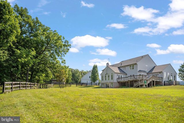 38689 CASSIA LN, Lovettsville, VA 20180