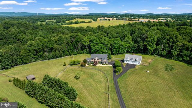 38689 CASSIA LN, Lovettsville, VA 20180