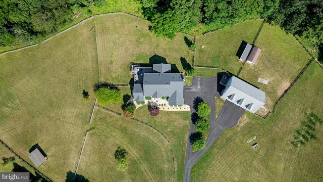 38689 CASSIA LN, Lovettsville, VA 20180