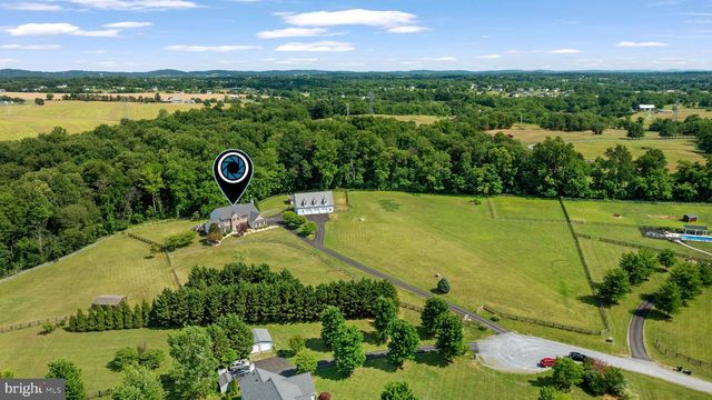 38689 CASSIA LN, Lovettsville, VA 20180