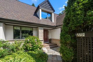 279 Nahanton St 279, Newton, MA 02459