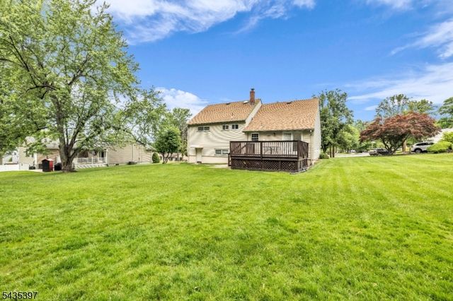 23 Ridge Ct, Cedar Grove Twp., NJ 07009