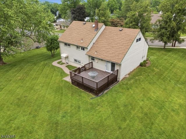 23 Ridge Ct, Cedar Grove Twp., NJ 07009