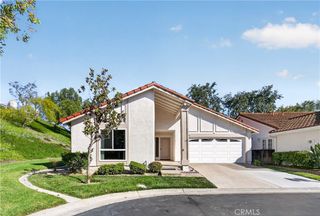 27706 Calle Valdes, Mission Viejo, CA 92692