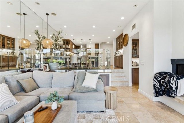 8212 Marina Pacifica, Long Beach, CA 90803