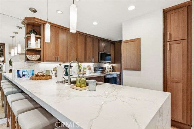 8212 Marina Pacifica, Long Beach, CA 90803