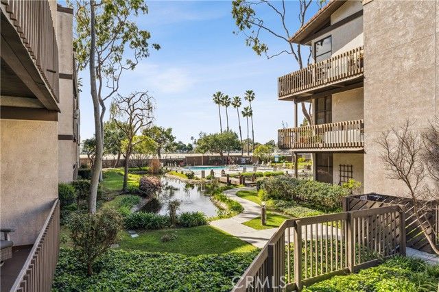8212 Marina Pacifica, Long Beach, CA 90803