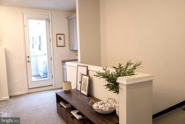 126 CAMBRIA WALK, Alexandria, VA 22304